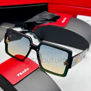 Original Prada Female Sunglasses Is Available in Store Now