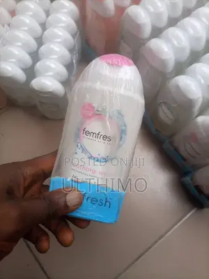 Femfresh Smoothing Wash