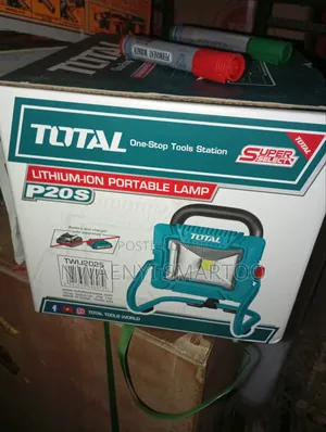 Total 20v Portable Lamp