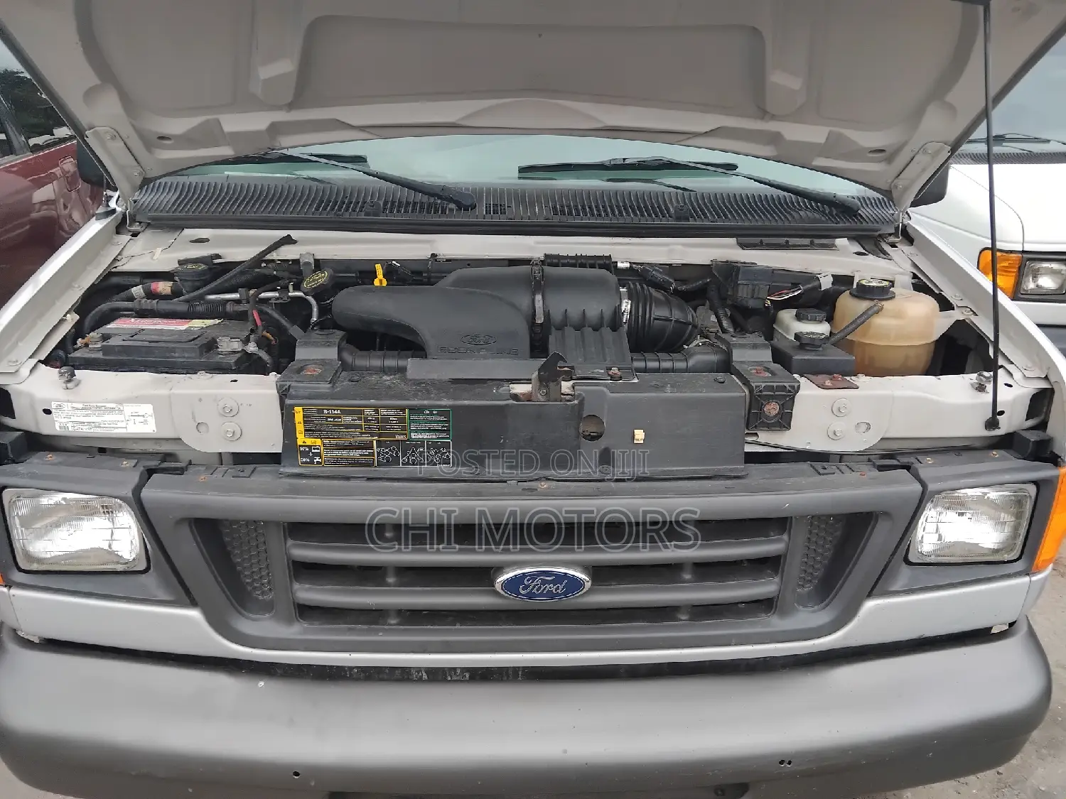 Ford E250 2006 Silver