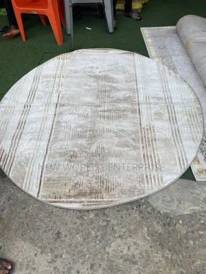 Modern Turkish Round Centre