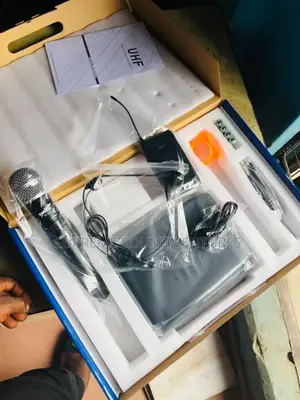 Shure 3in 1 Wireless Microphone