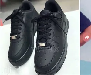 Nike Unisex Men Women/Ladies Sneaker Black White Size 38to45