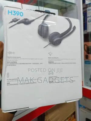 Logitech H390 USB Headset With Clear Chat Noise-Canceling