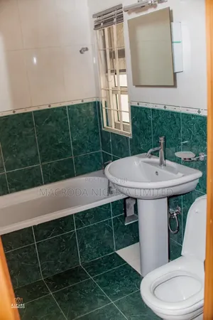 3bdrm Maisonette in Victoria Island for rent