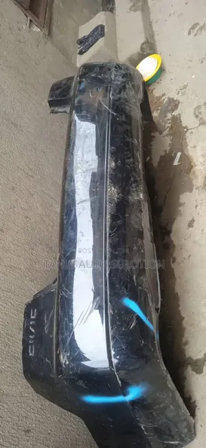 Bumper Honda Civic 2004