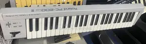 Quality Uk Used Roland Pc-200 Midi Keyboard With Cable