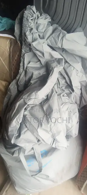 Universal Car Cover /Tapolene Xl