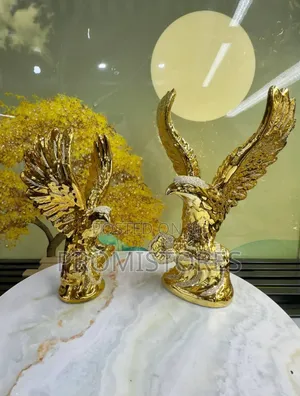 Resin Gold Eagle Statue Decorative Bird Figure Big and Small