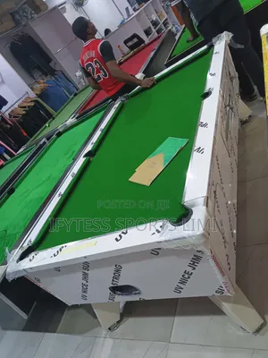 Super Strong Snooker Marble and Coins Table.