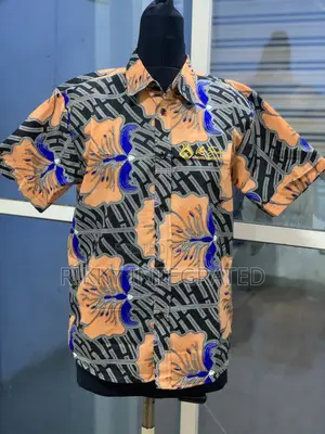 T-Shirts Caps With Full Customization
