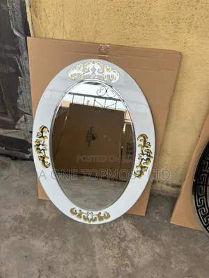 Mirror (White Gold) Design