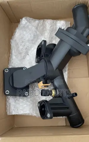 Land Rover 3 Thermostat Housing