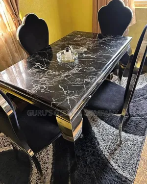 Gorgeous 4 Seaters Marble Top Dining Set