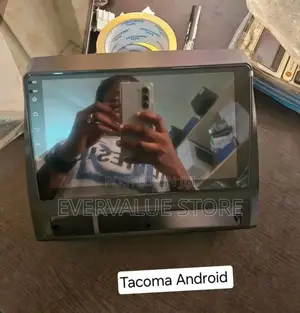 Toyota Tacoma Android Player + Reverse Camera