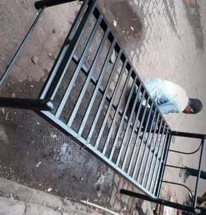 Metal Single Bedframe for Students 3ft by 6 Feet