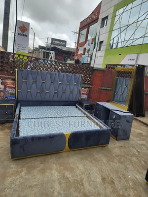 Quality 6by6 Complete Set of Upholstery Padded Bed