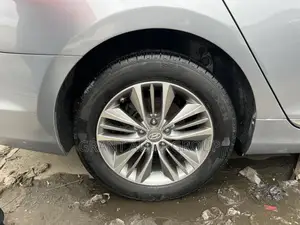 Hyundai Grandeur 2016 Gray