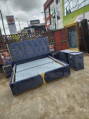 Quality 6by6 Complete Set of Upholstery Padded Bed