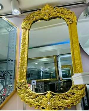 Classic Decorative Gold Mirrors