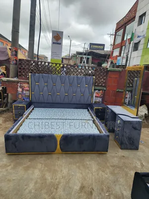 Quality 6by6 Complete Set of Upholstery Padded Bed
