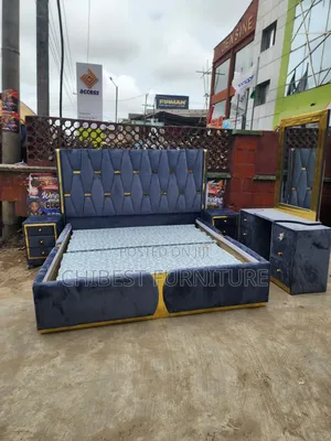 6by6 Complete Set of Upholstery Padded Bed