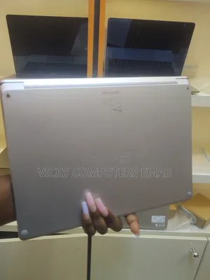 New Laptop Microsoft Surface 3 16GB Intel Core I7 SSD 256GB