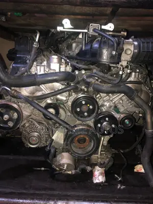Nissan Infinity 2014-15 Model V8