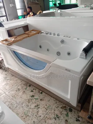 Acrylic Single Jacuzzi With Glass