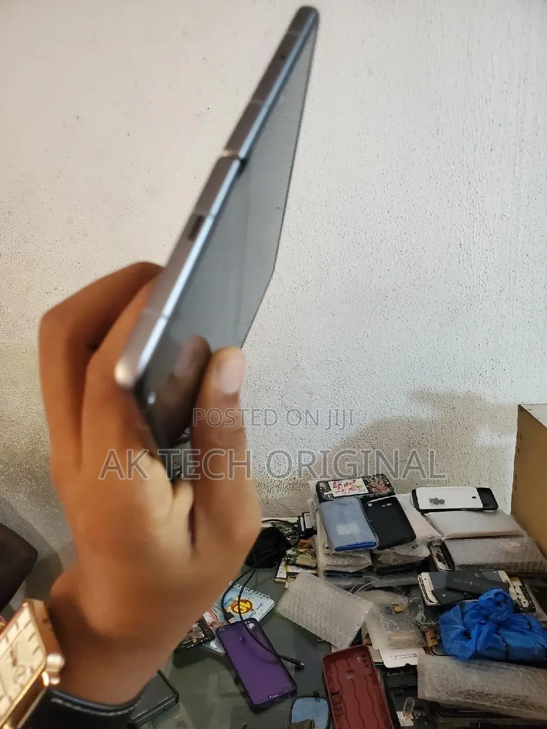 Tecno Phantom v Fold Repairs