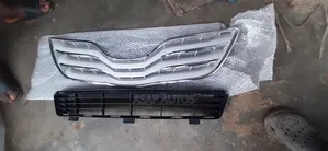 Up and Down Grille Camry 2010