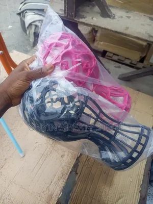 Plastic Clip Basket Wig Hanger