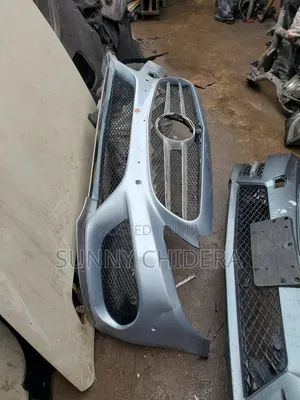 C300 2015 Front Bumper Direct Tokunbo No Grill