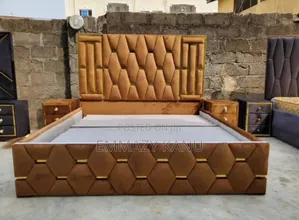 4.5 By6ft Bedframe With One Drawer