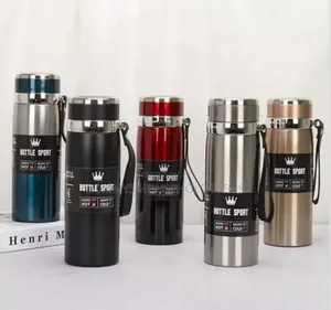 800ml Double Wall Stainless Steel Vacuum Water Bottle.