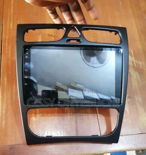 Macerdez Benz 2001_2006 Android Player + Reverse Camera
