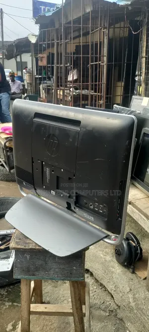 Desktop Computer HP Pavilion 570 8GB Intel Core I5 HDD 500GB
