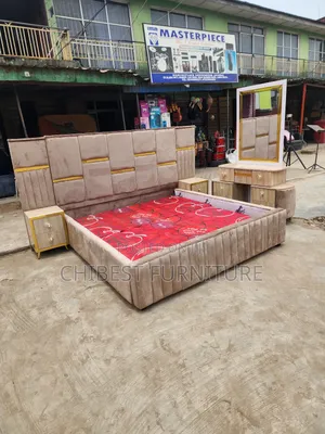 Quality 6by6 Complete Set of Upholstery Padded Bed