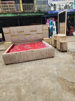 Quality 6by6 Complete Set of Upholstery Padded Bed