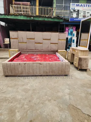 Quality 6by6 Complete Set of Upholstery Padded Bed