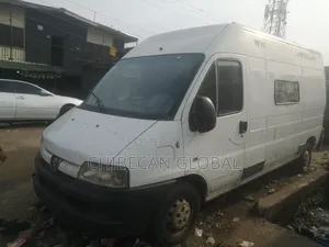 Peugeot Boxer 2005 White