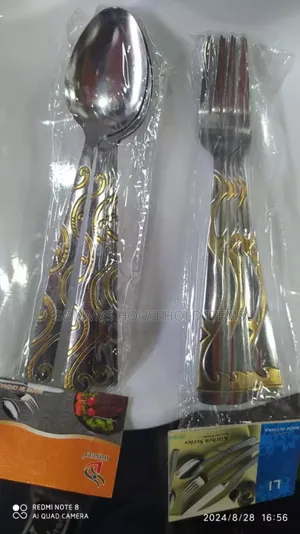 12pcs Silver Mixed With Gold Eating Spoon and Fork.