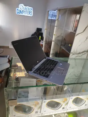 Laptop HP EliteBook 820 G3 8GB Intel Core I5 SSD 256GB