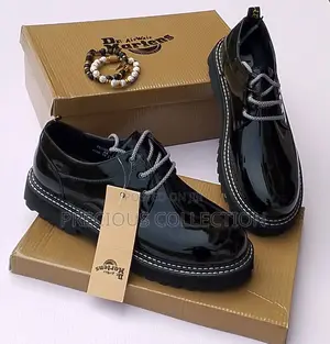 Unisex Dr Martens Shoes