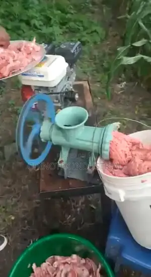Pelletizer Animal Food Grinder With Petrol Engine