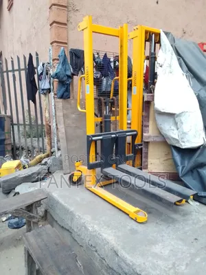 Manual Stacker 3000kg 3m