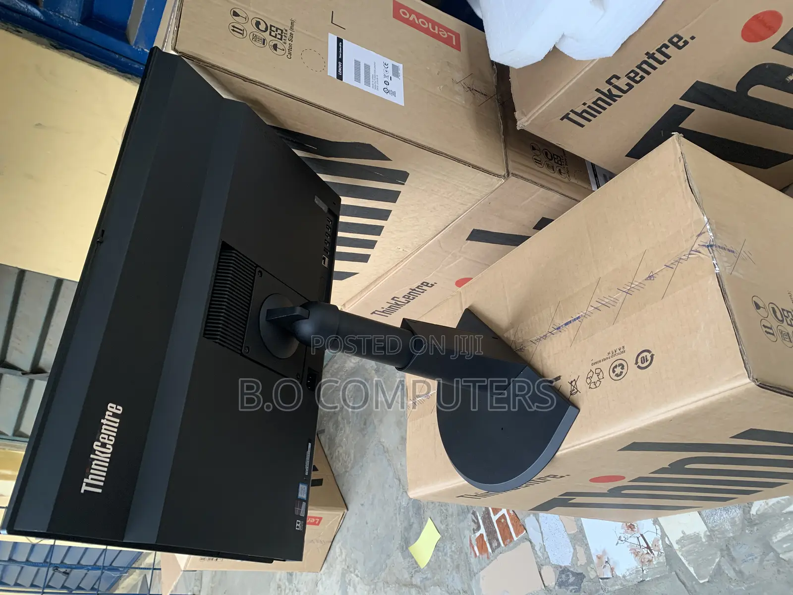 New Desktop Computer Lenovo ThinkCentre 22 4GB Intel Core I3 HDD 500GB