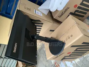 New Desktop Computer Lenovo ThinkCentre 22 4GB Intel Core I3 HDD 500GB