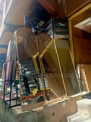 Mirror Stand Gold Frame