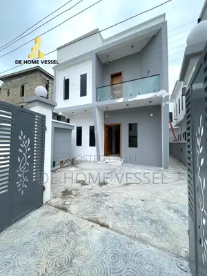 5bdrm Duplex in Lekki for sale